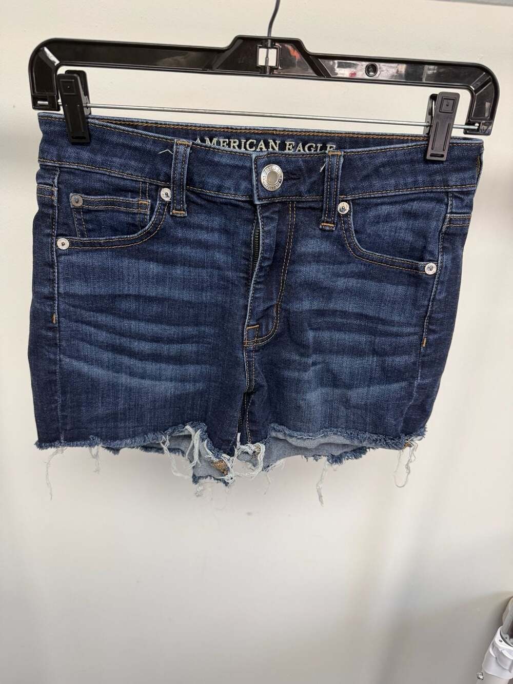 American Eagle Super Stretch Dark Wash Cut-Off Denim Shorts Size 4